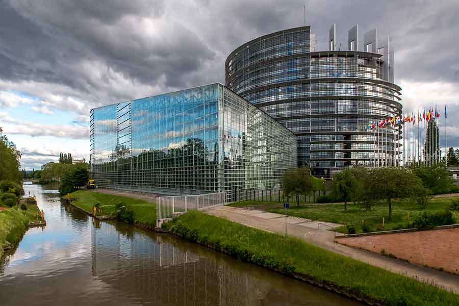 parlement Strasbourg